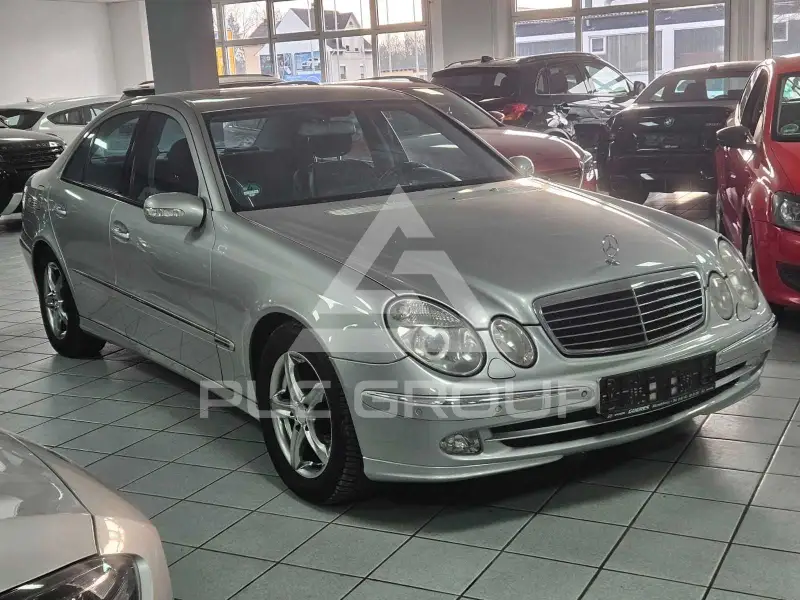 2003 Mercedes Benz E 200