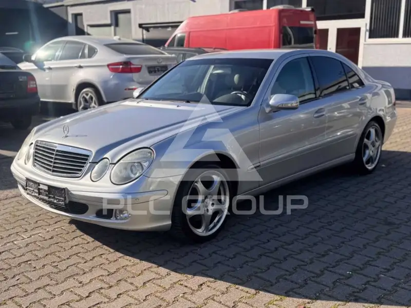 2003 Mercedes Benz E 200