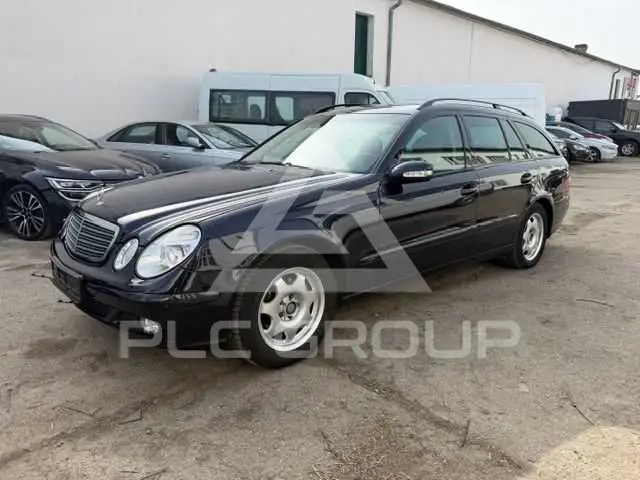 2003 Mercedes Benz E 200