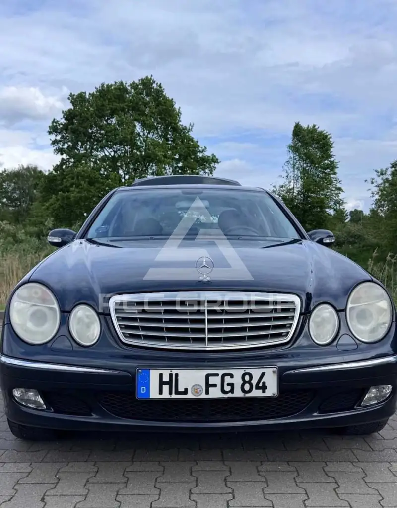 2003 Mercedes Benz E 200