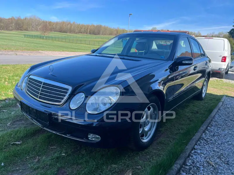 2003 Mercedes Benz E 200