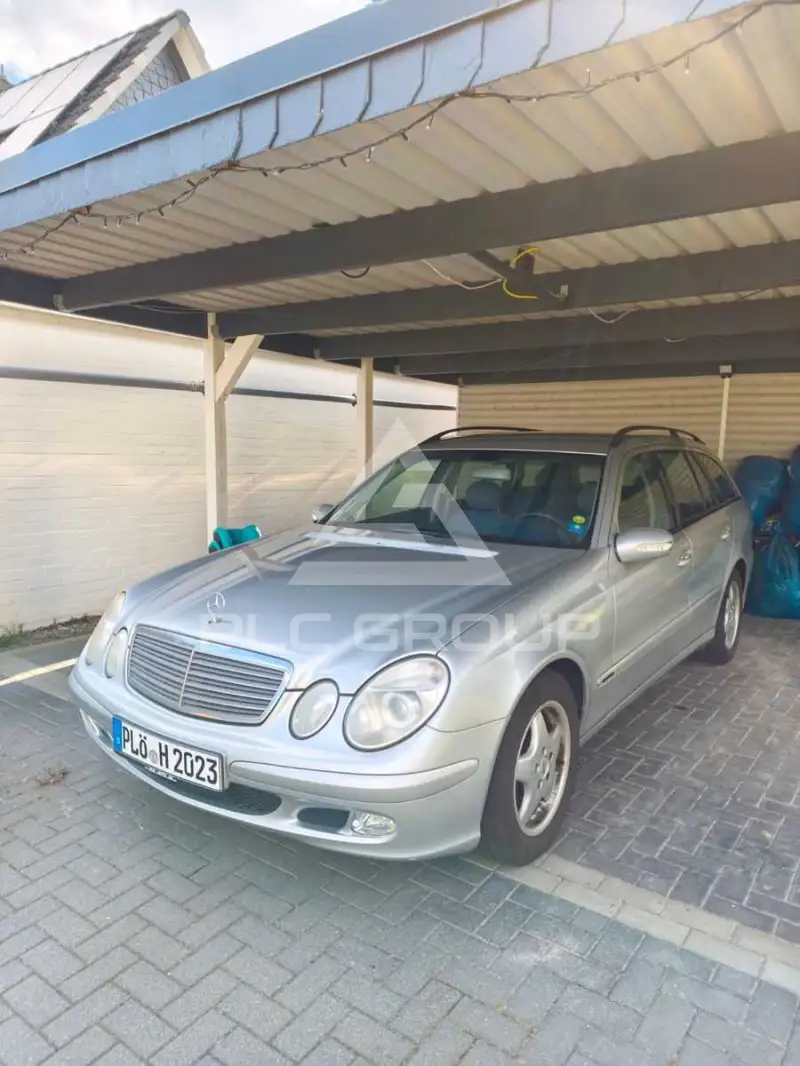 2003 Mercedes Benz E 200