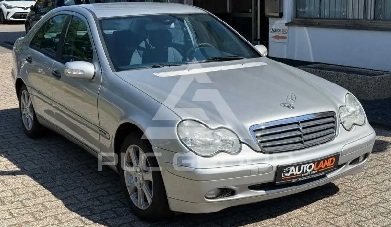 2003 Mercedes Benz C 180