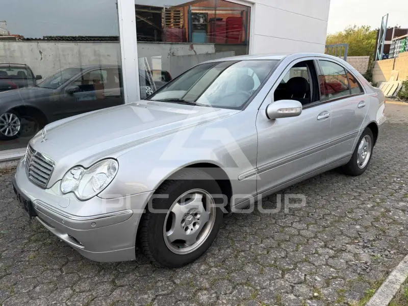 2003 Mercedes Benz C 180