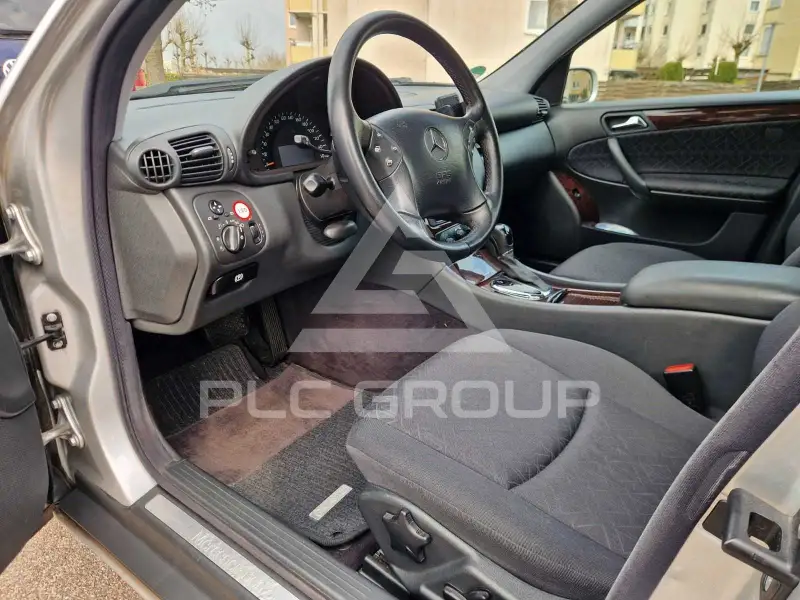 2003 Mercedes Benz C 180
