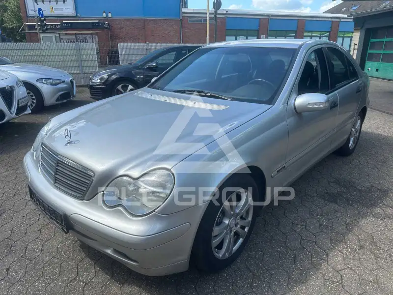 2003 Mercedes Benz C 180
