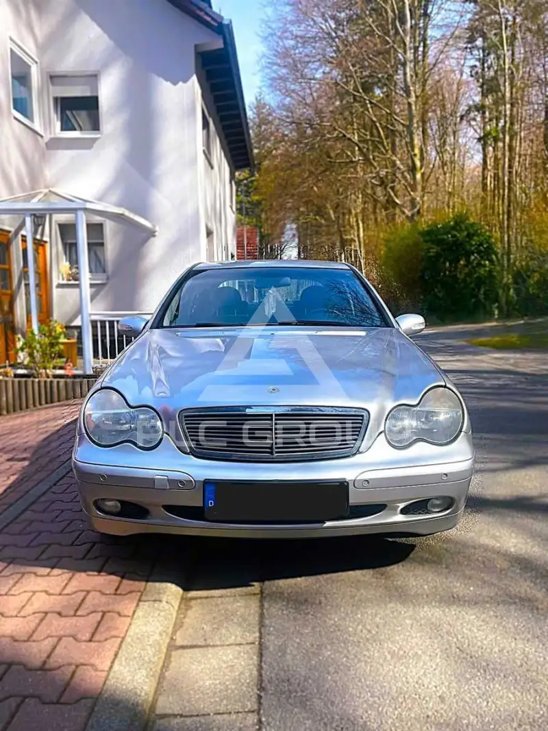 2003 Mercedes Benz C 180