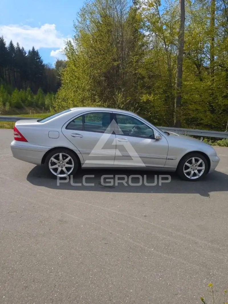 2003 Mercedes Benz C 180