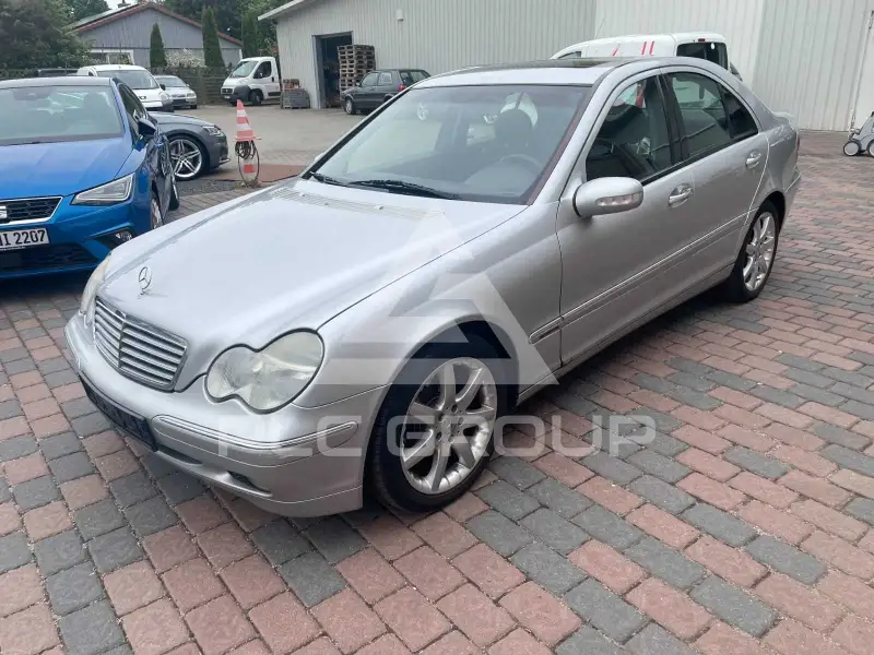 2003 Mercedes Benz C 200