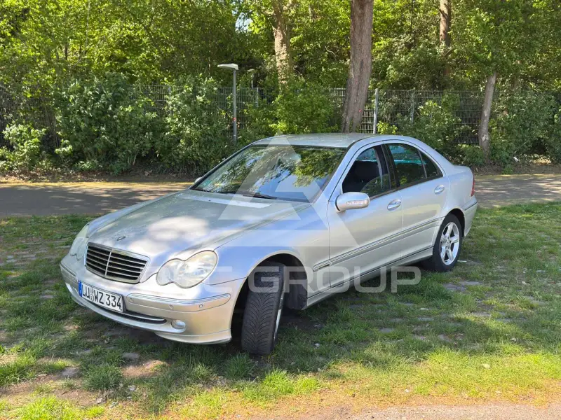 2003 Mercedes Benz C 200