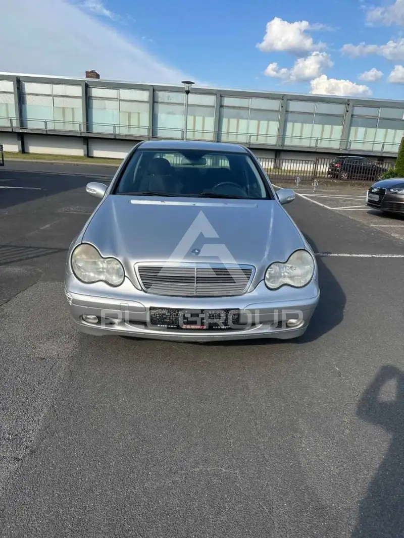 2003 Mercedes Benz C 200
