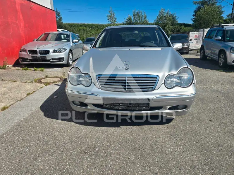 2003 Mercedes Benz C 200