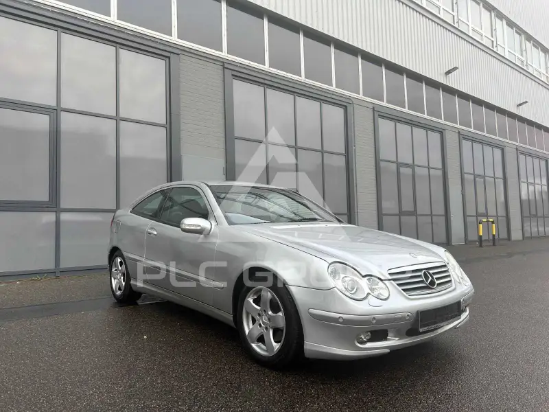 2003 Mercedes Benz C 200