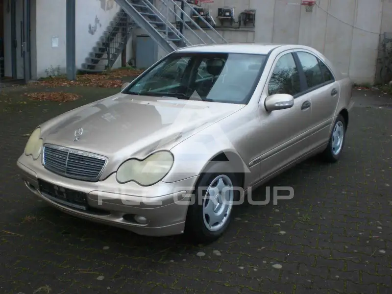 2003 Mercedes Benz C 200
