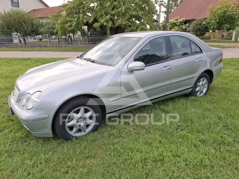 2003 Mercedes Benz C 200