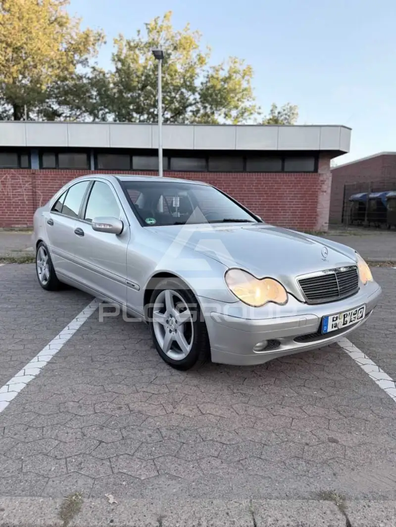 2003 Mercedes Benz C 200