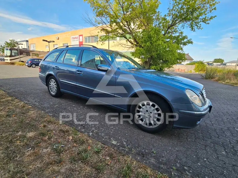 2003 Mercedes Benz E 220