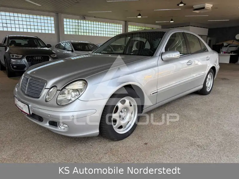 2003 Mercedes Benz E 220
