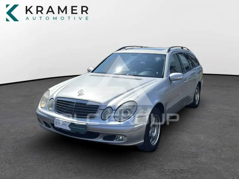 2003 Mercedes Benz E 220