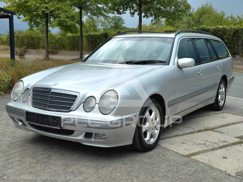 2003 Mercedes Benz E 240