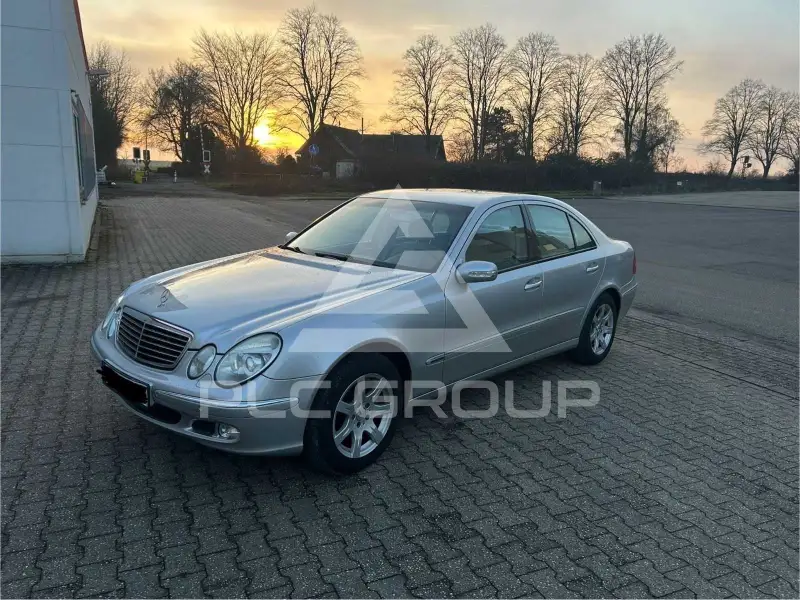 2003 Mercedes Benz E 240