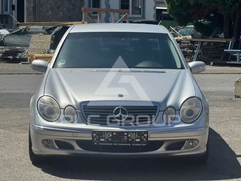2003 Mercedes Benz E 240