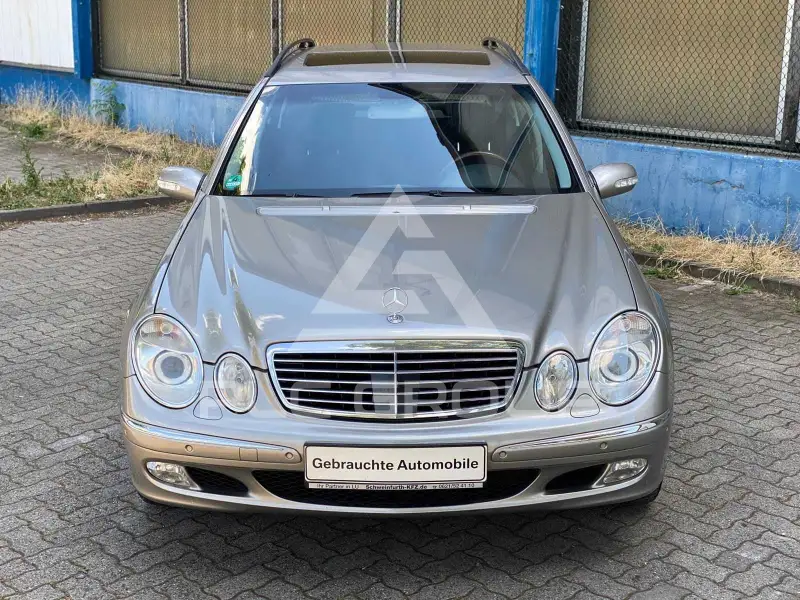 2003 Mercedes Benz E 240