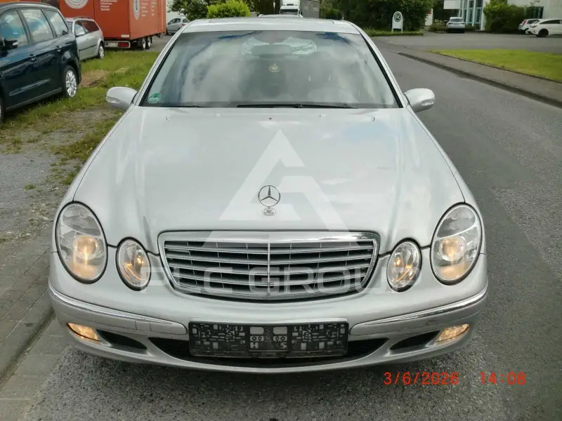 2003 Mercedes Benz E 240