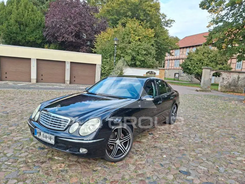 2003 Mercedes Benz E 240