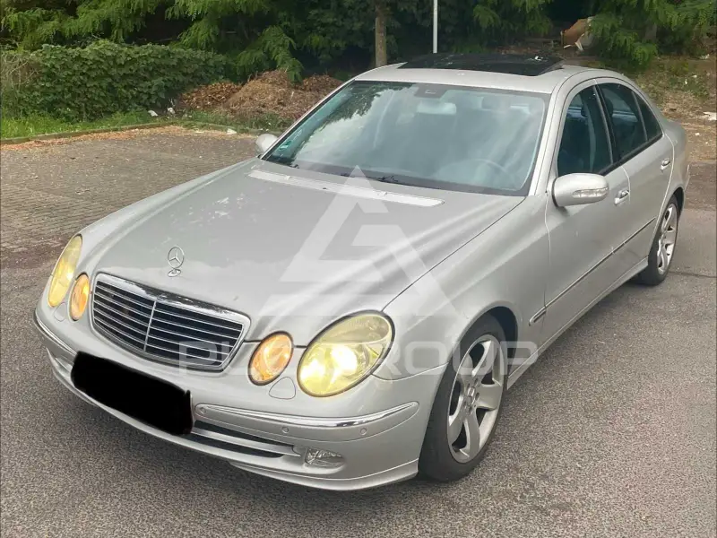 2003 Mercedes Benz E 240