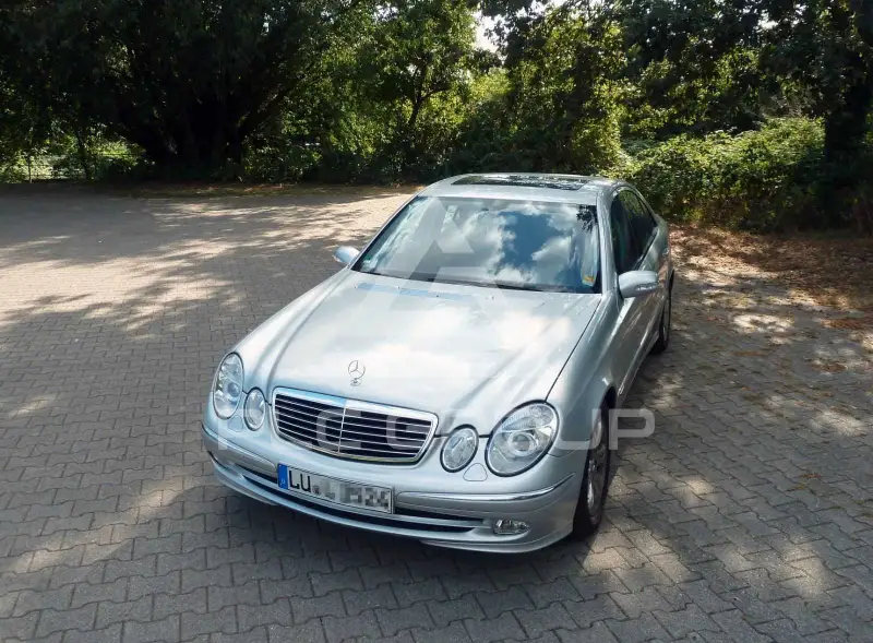 2003 Mercedes Benz E 240