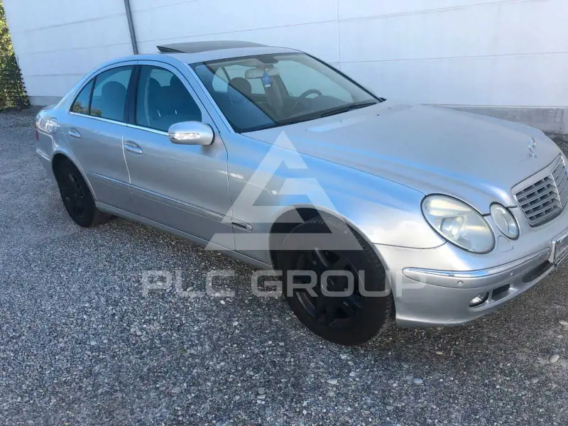 2003 Mercedes Benz E 240