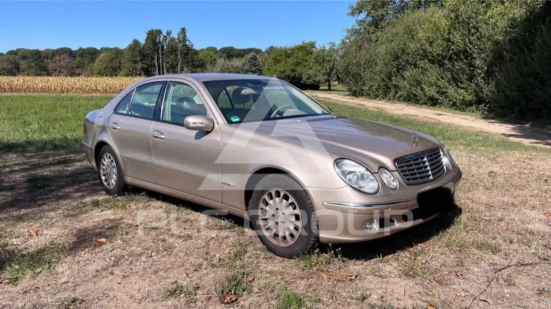 2003 Mercedes Benz E 240