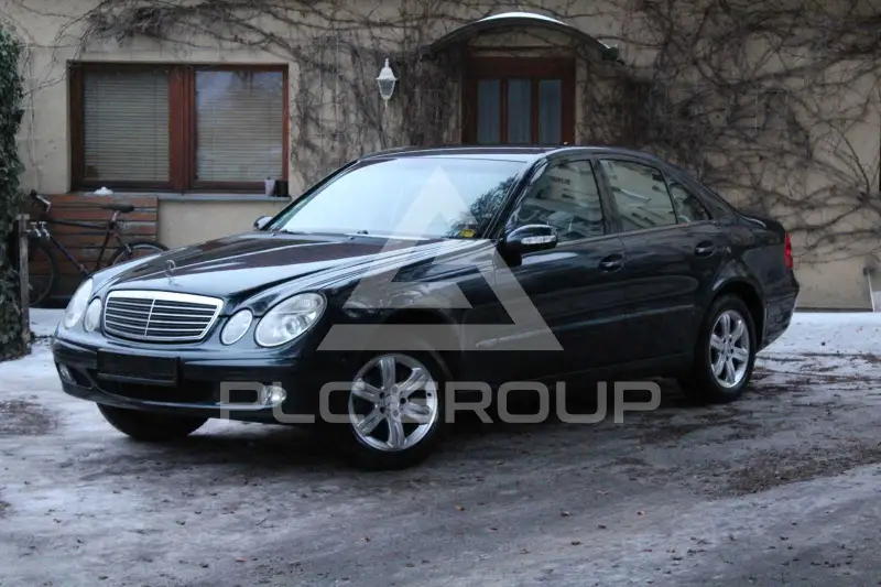2003 Mercedes Benz E 240