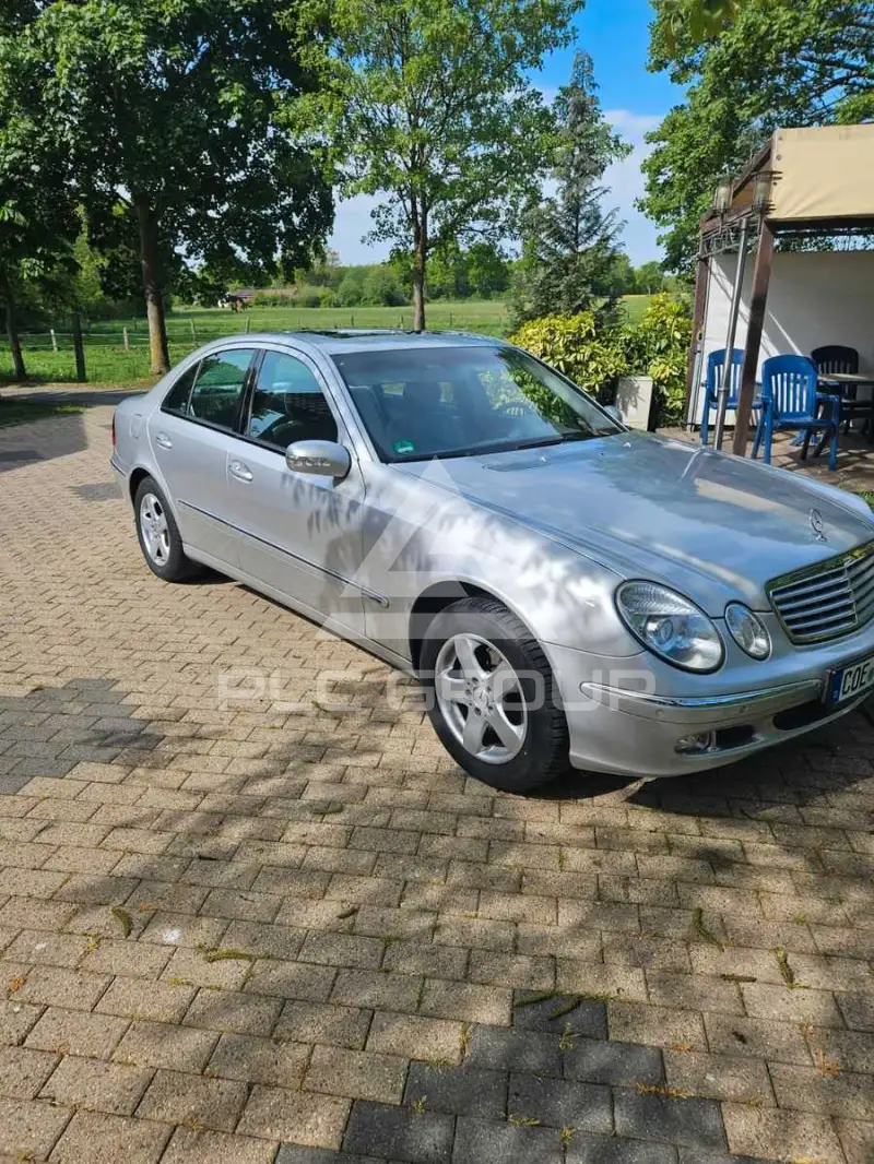 2003 Mercedes Benz E 240