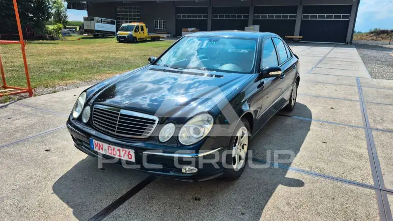 2003 Mercedes Benz E 270