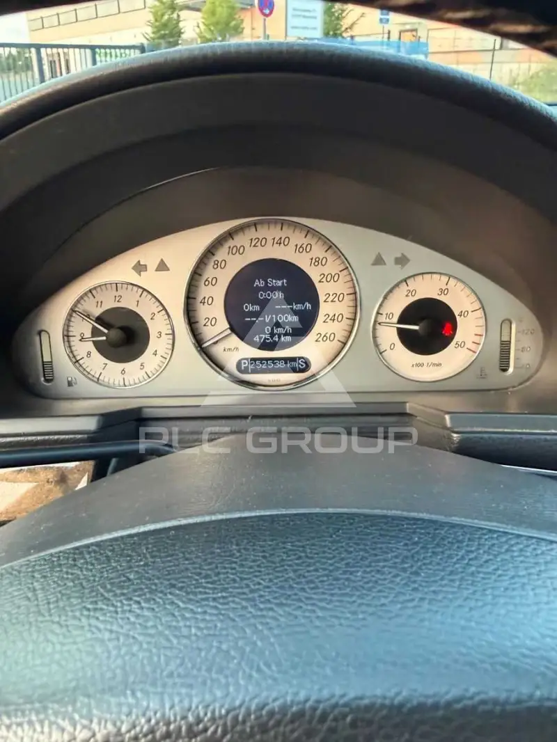 2003 Mercedes Benz E 270
