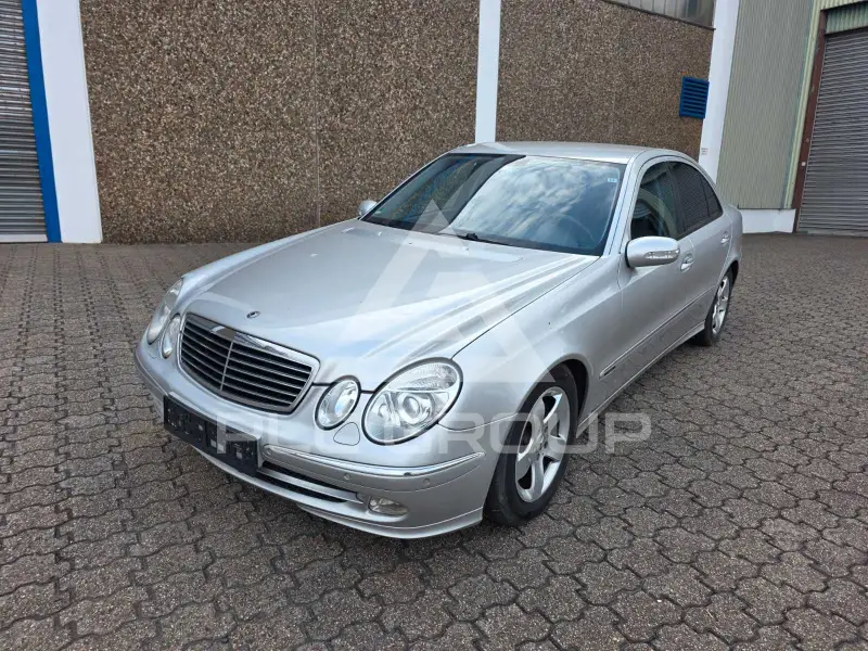 2003 Mercedes Benz E 270