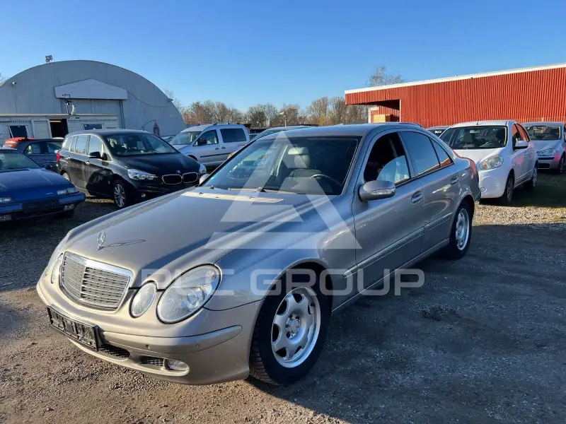 2003 Mercedes Benz E 270
