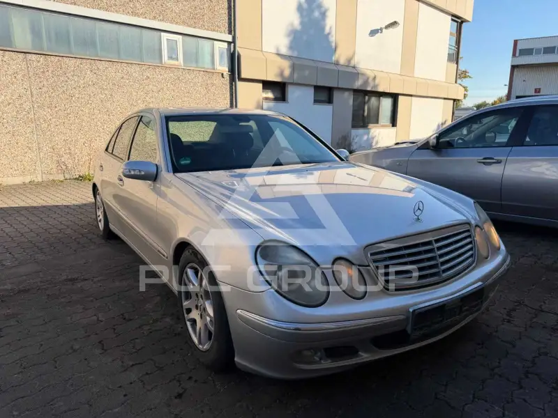 2003 Mercedes Benz E 270