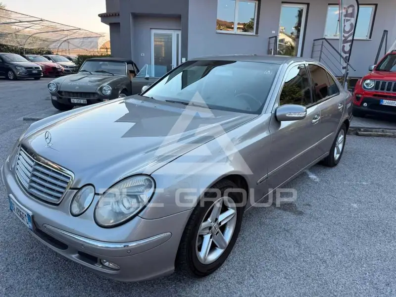 2003 Mercedes Benz E 270