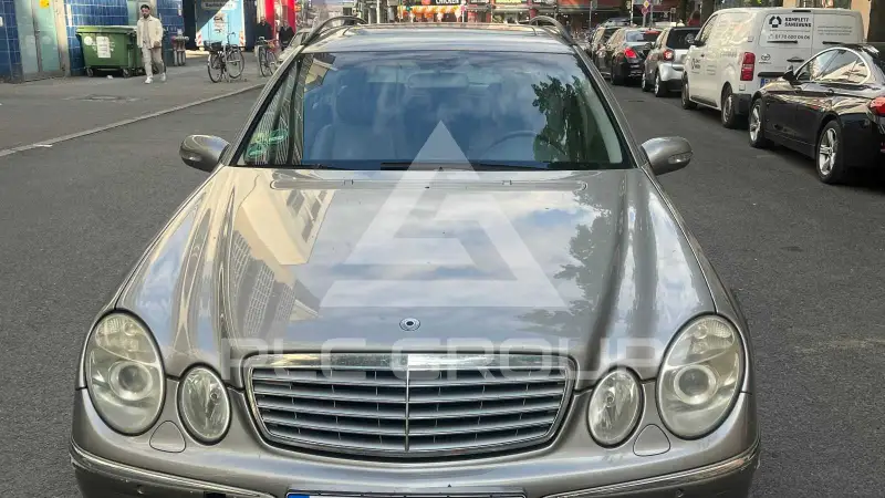 2003 Mercedes Benz E 270
