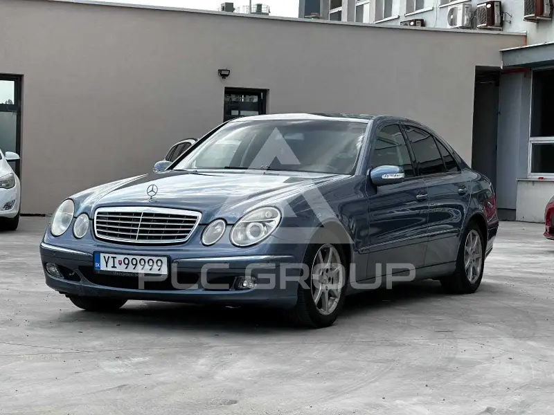 2003 Mercedes Benz E 270