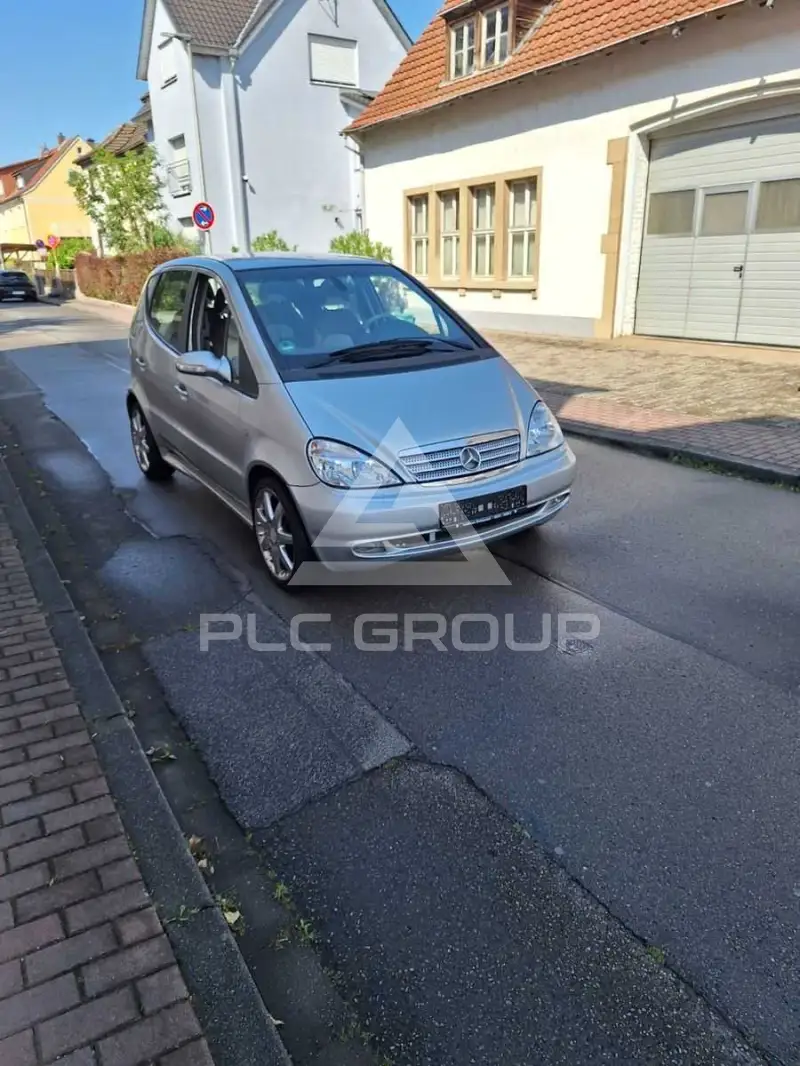 2003 Mercedes Benz A 210