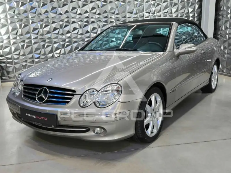2003 Mercedes Benz CLK 240