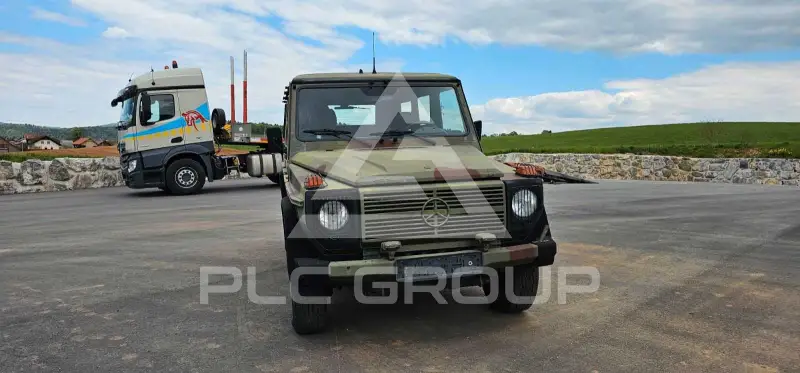 2003 Mercedes Benz G 270