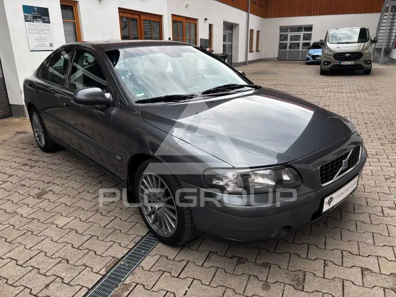 2003 Volvo S60