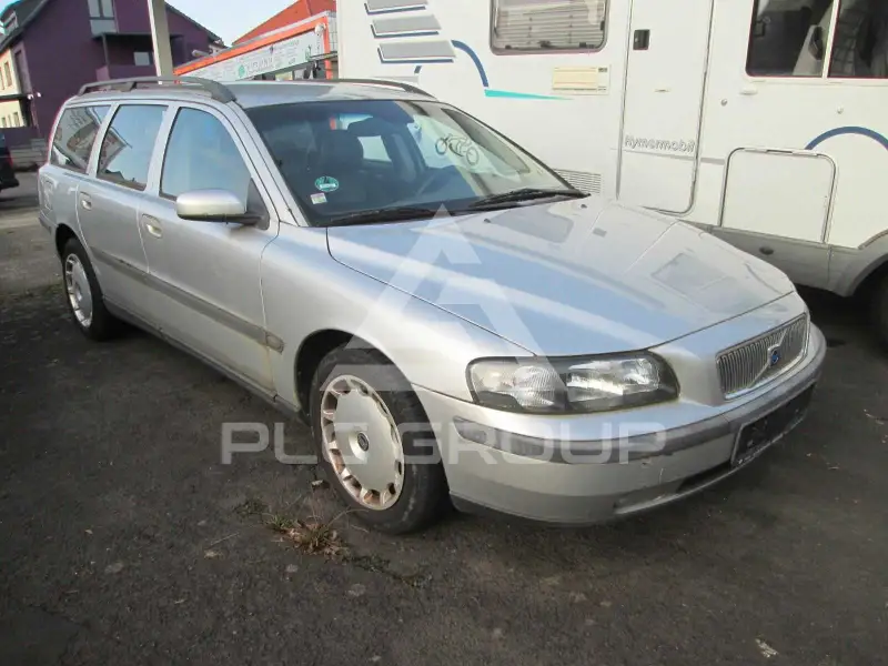 2003 Volvo V70