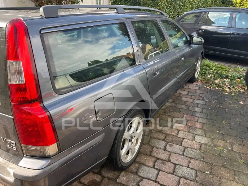 2003 Volvo V70