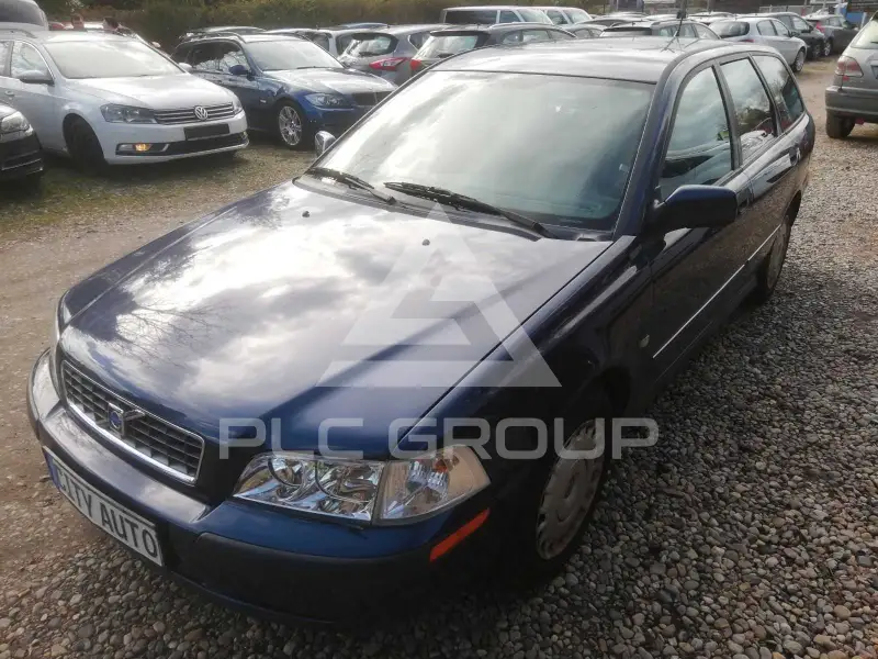 2003 Volvo V40